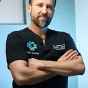 Dr. Salomón Corral